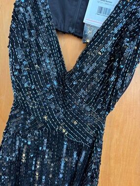 Sherri Hill Black Sequin V-Neck Prom Dresssherry hill wedding